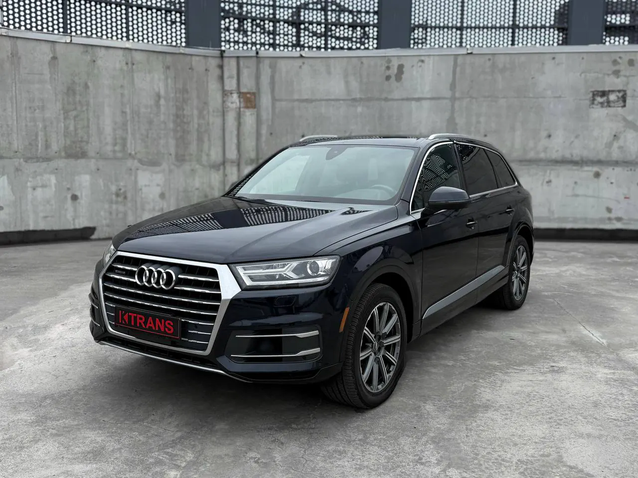Audi Q7 Quattro 2017 из парка аренды KTRANS