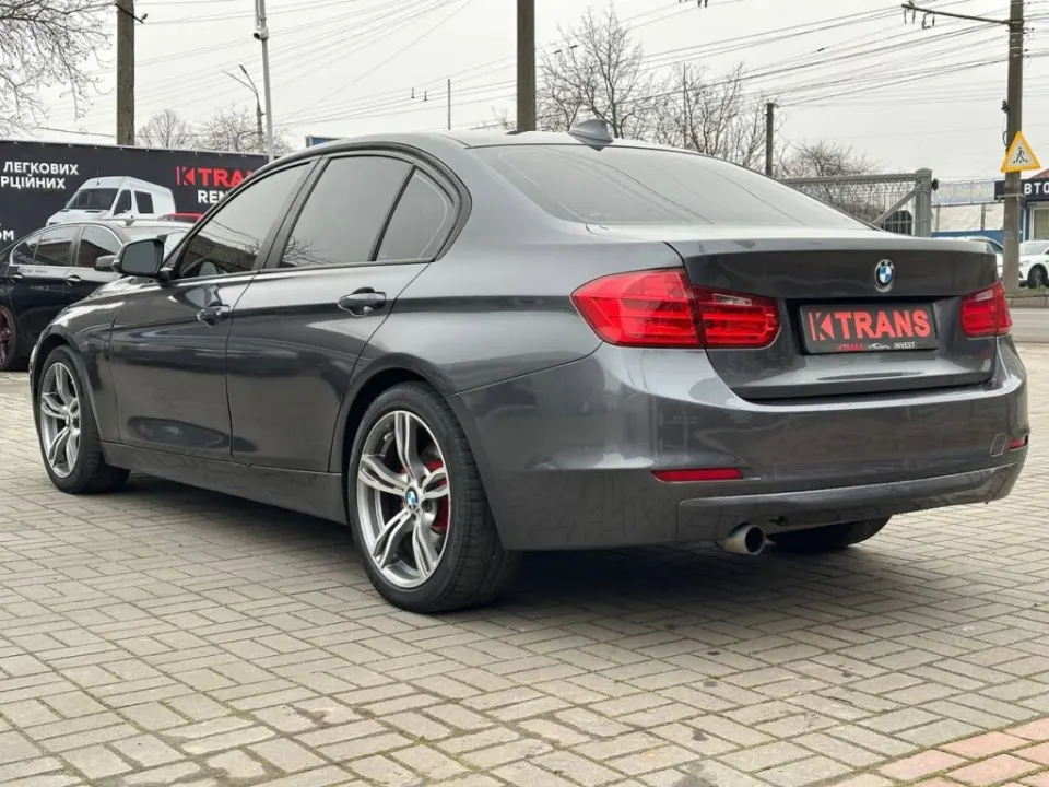 BMW 320i 2014 из парка аренды KTRANS