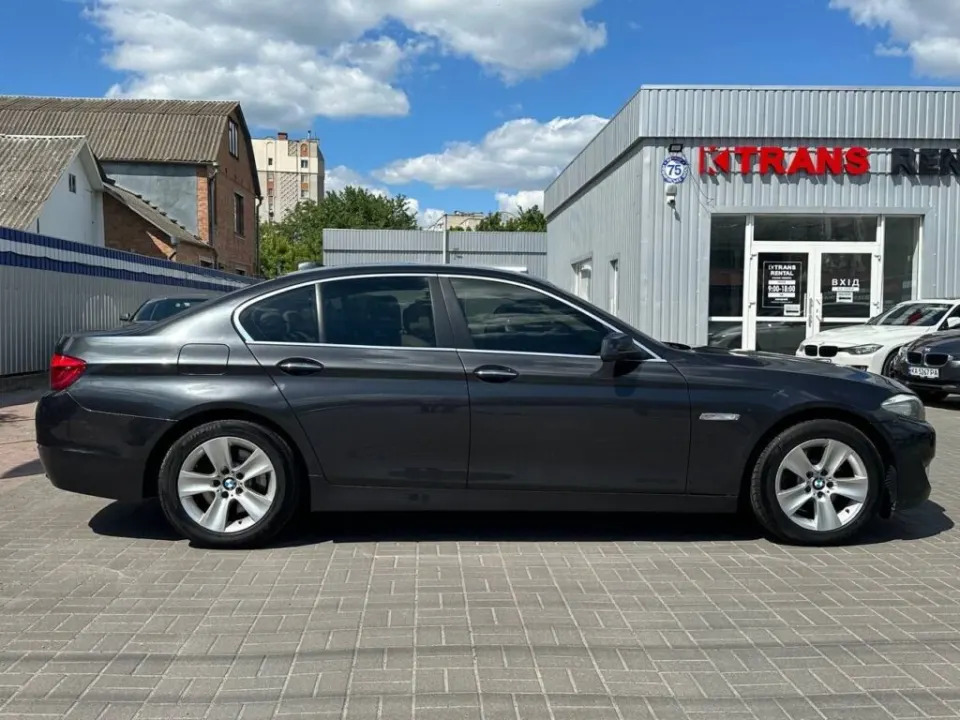 BMW 528 2012 из парка аренды KTRANS