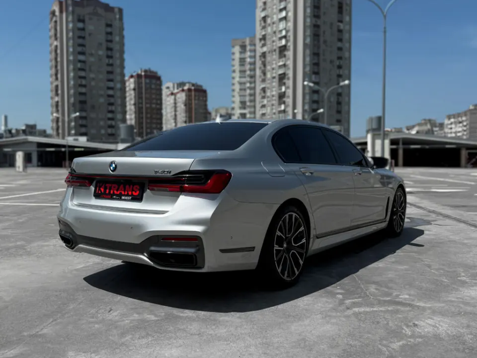 BMW 740l 2020 из парка аренды KTRANS