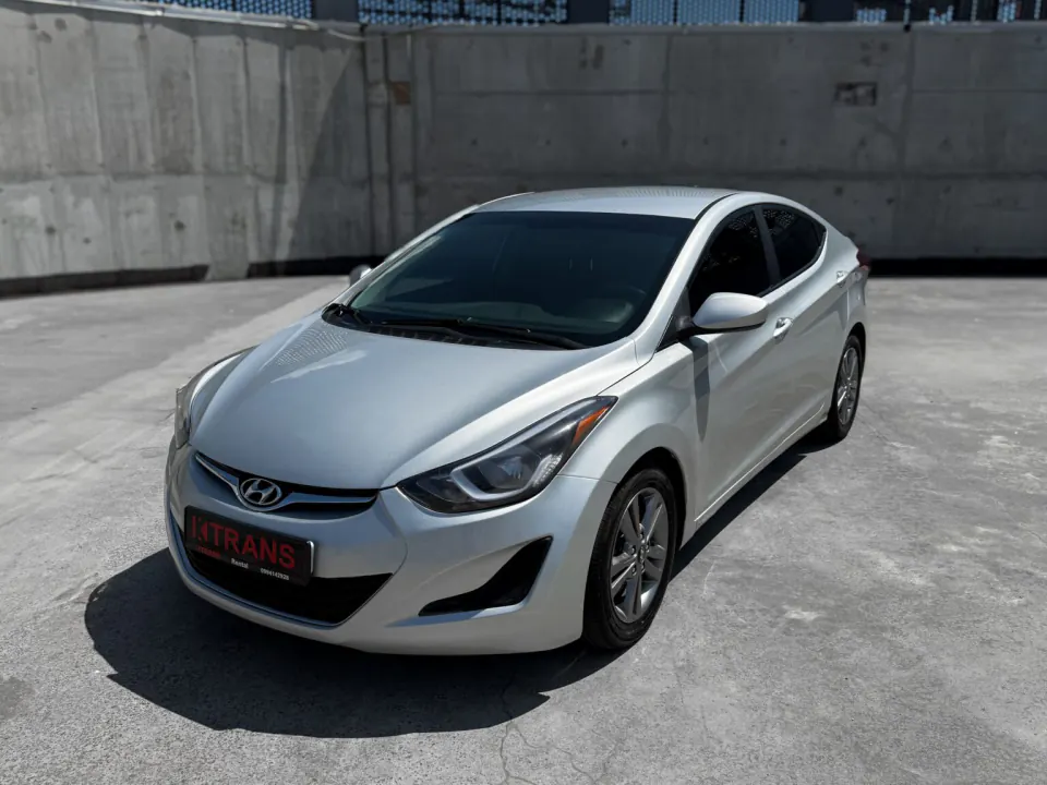 Hyundai Elantra 2015 из парка аренды KTRANS