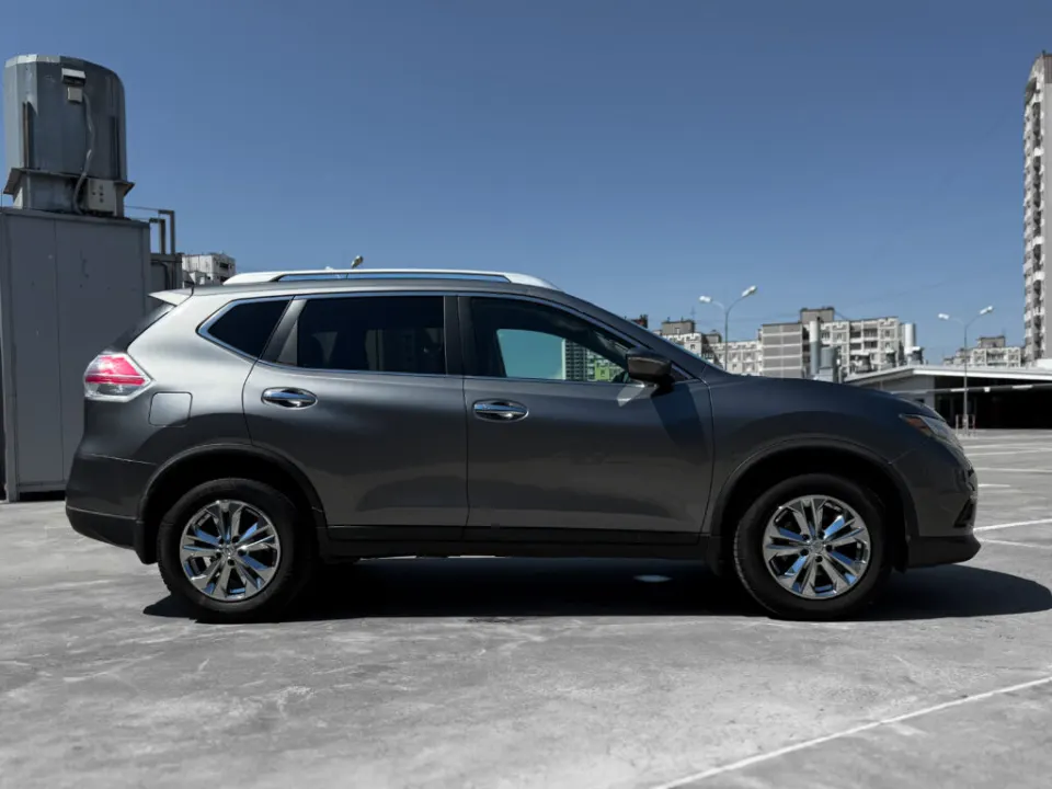 Nissan Rogue 2015 from the KTRANS rental fleet
