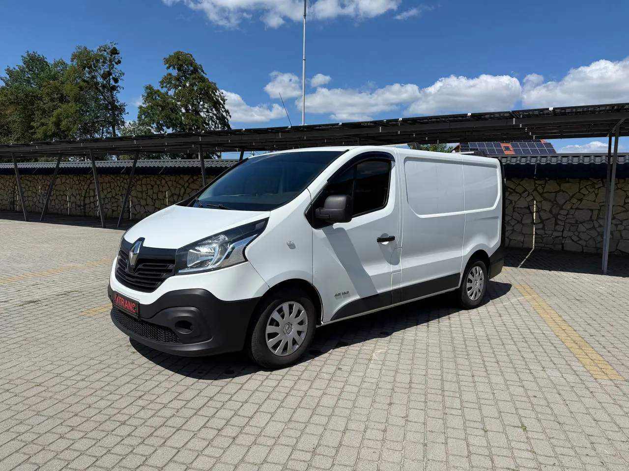 Renault Trafic 2017 from the KTRANS rental fleet