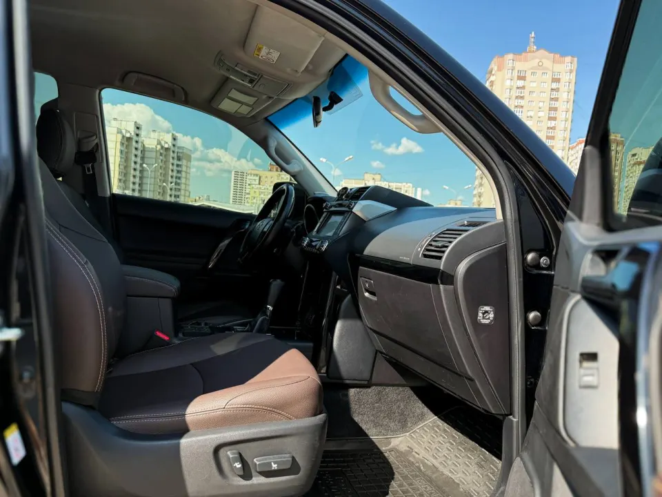 Toyota Prado 150 2017 из парка аренды KTRANS