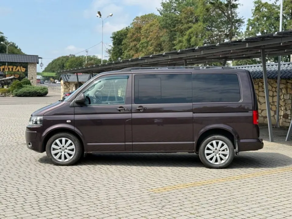 Volkswagen Multivan 2011 из парка аренды KTRANS