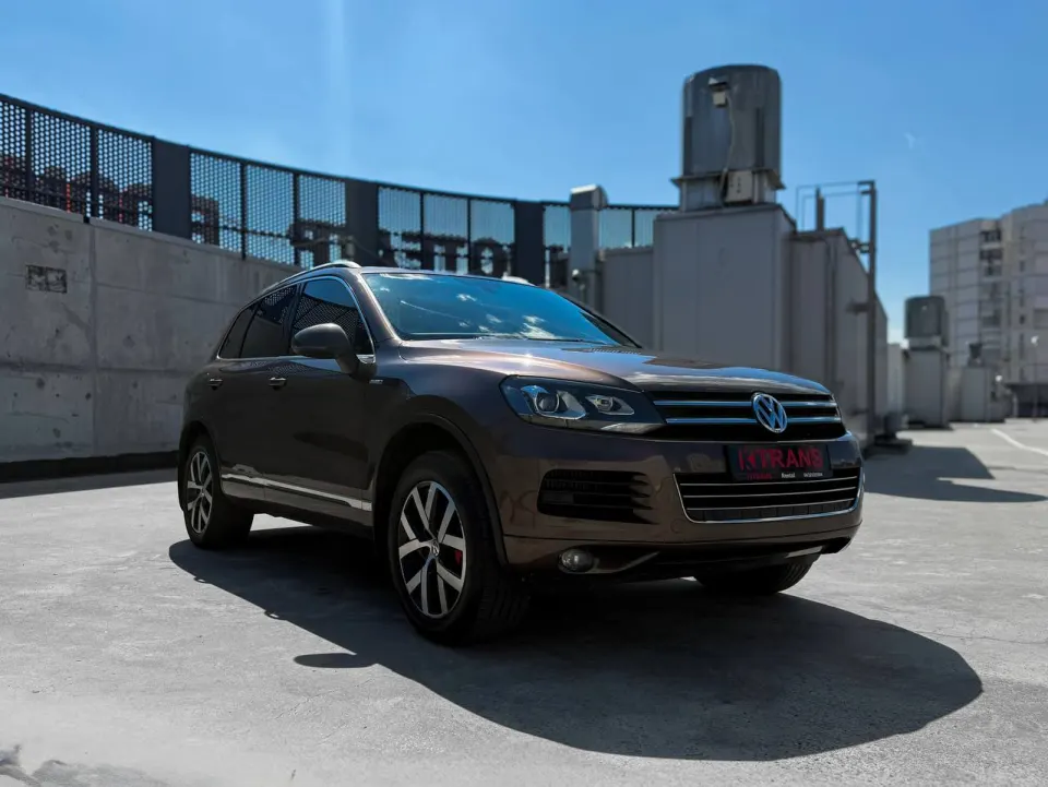 Volkswagen Touareg 2013 из парка аренды KTRANS
